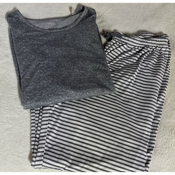 Croft & Barrow Womens Pajama Set Gray Top & Striped Pants Size Large Soft - Picture 1 of 8